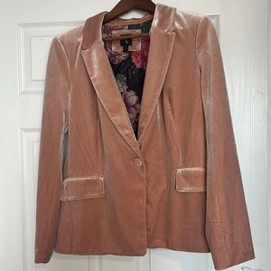 Jules and Leopoldo Studio Velvet Blazer